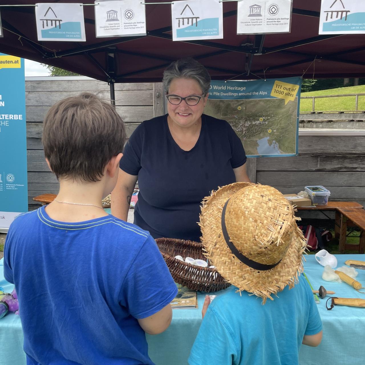 Infostand Kuratorium Pfahlbauten