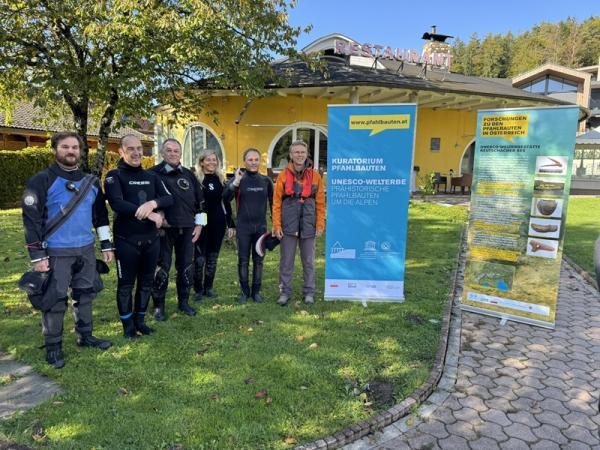 Teilnehmer:innen und Leiter des Workshops für Unterwasserarchäologie 2024 am Keutschacher See.